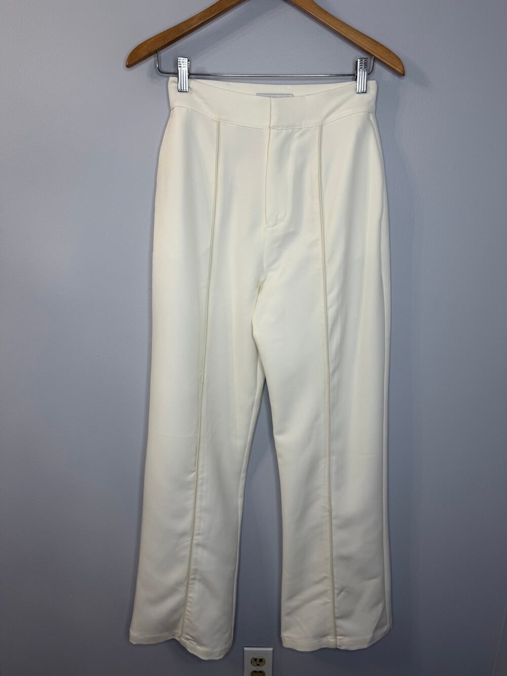 Maniere de Voir Cream Crepe Straight Leg High Rise Women's 4